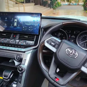 Toyota Land Cruiser V8 2014 in Kasarani, Nairobi, Nairobi County — Locally Used — photo 4 of 5