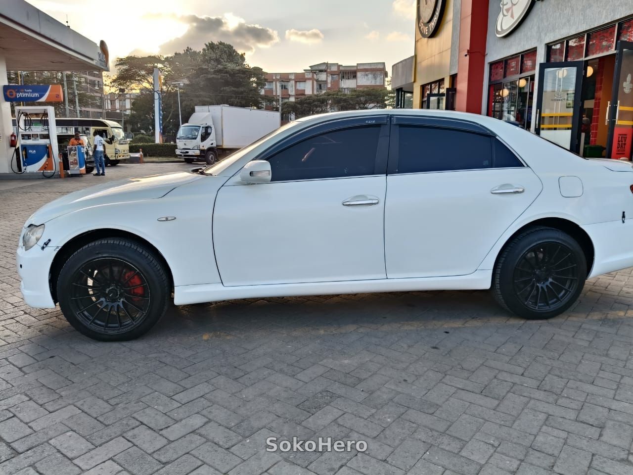Toyota Mark X 2008 in Nairobi, Nairobi, Nairobi County — Locally Used listing — KES 790,000