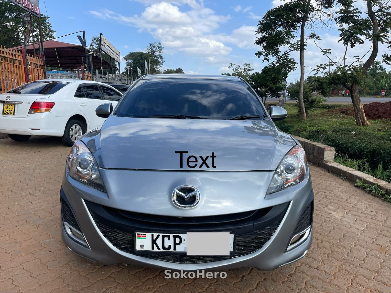 Mazda Axela 2011 in Kiambu Town, Kiambu, Kiambu County — Locally Used listing — KES 799,999