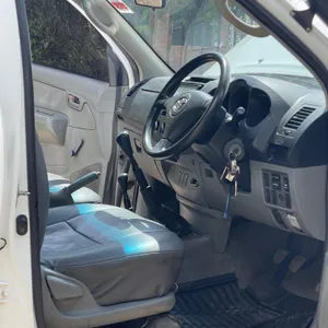 Toyota hillux (double cabin) 2008 in Kiambu Road, Nairobi, Nairobi County — Locally Used — photo 3 of 5