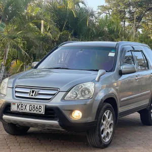 Honda CR-V 2006 in Kiambu Road , Nairobi, Nairobi County — Locally Used — photo 3 of 9