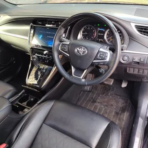 Toyota Harrier 2019 in Nairobi — Locally Used — photo 4 of 10