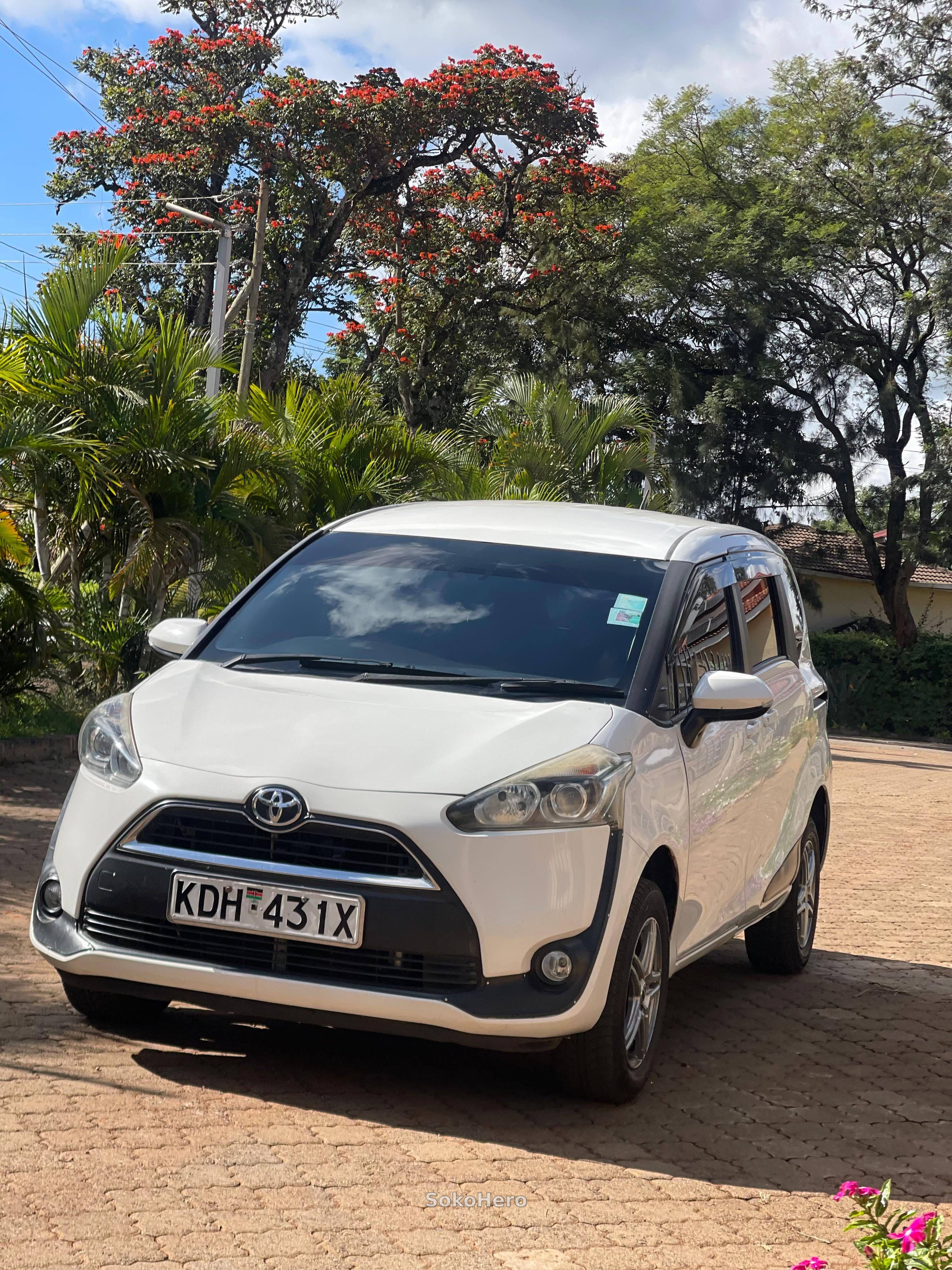Toyota Sienta 2015 — Locally Used listing — KES 1,150,000