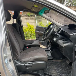 Honda Freed 2010 — Locally Used — photo 8 of 10