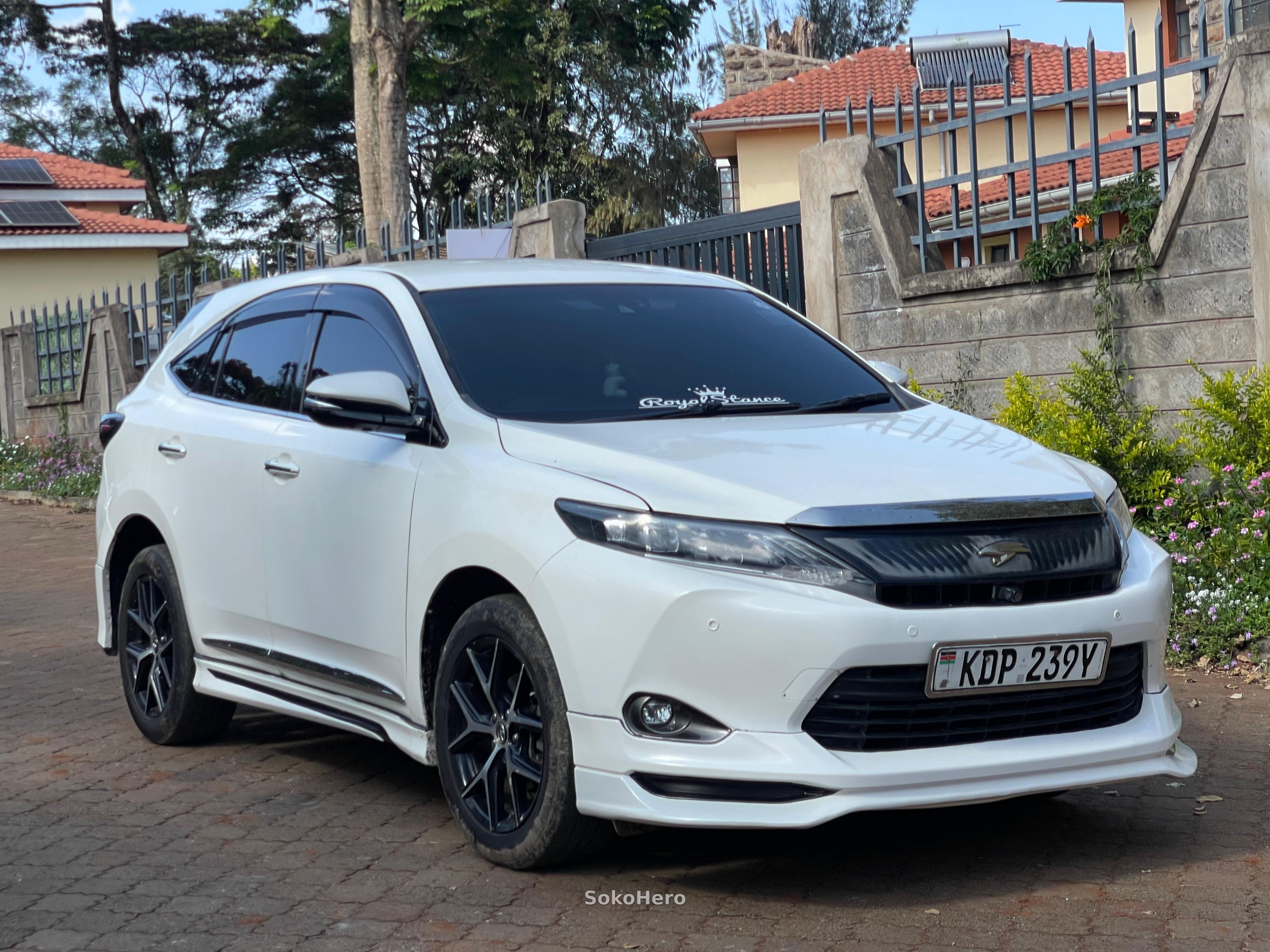 Toyota Harrier 2017 — Locally Used listing — KES 2,650,000