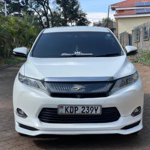 Toyota Harrier 2017 — Locally Used — photo 3 of 10