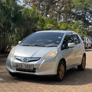 Honda Fit 2011 — Locally Used — photo 3 of 5