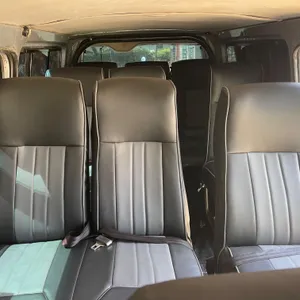 Toyota Hiace 2014 — Locally Used — photo 5 of 9