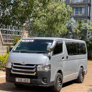 Toyota Hiace 2014 — Locally Used — photo 6 of 9