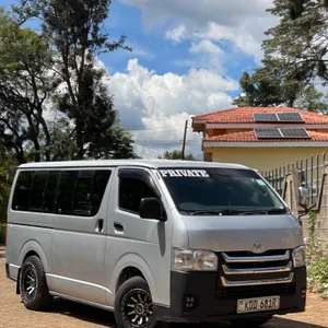 Toyota Hiace 2014 — Locally Used — photo 7 of 9