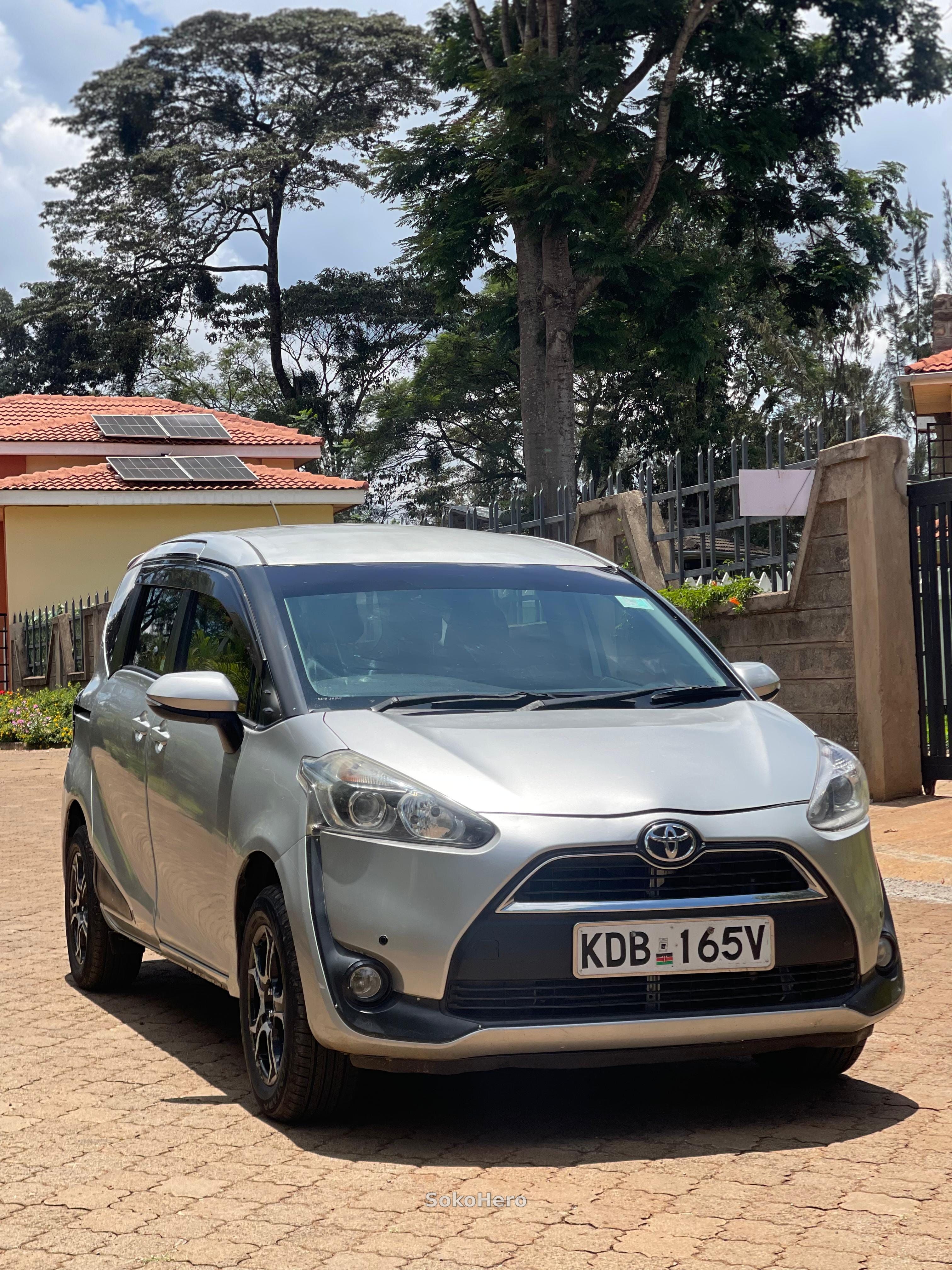 Toyota Sienta 2014 — Locally Used listing — KES 1,150,000