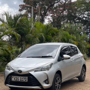 Toyota Vitz 2018 — Locally Used — photo 1 of 10