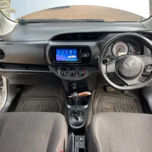 Toyota Vitz 2018 — Locally Used — photo 9 of 10